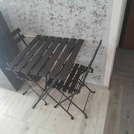 D&a Mono Apartment